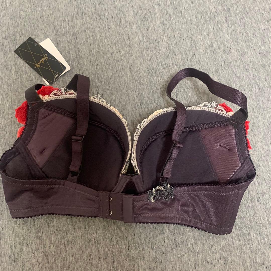 【新品】WACOAL salute サルート、下着上下、F75/L、93G