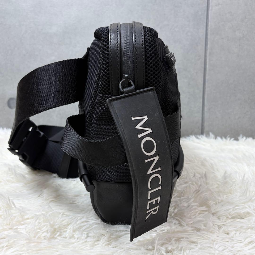 【極美品】モンクレール クレイググリーン メッセンジャーバッグ ブラック