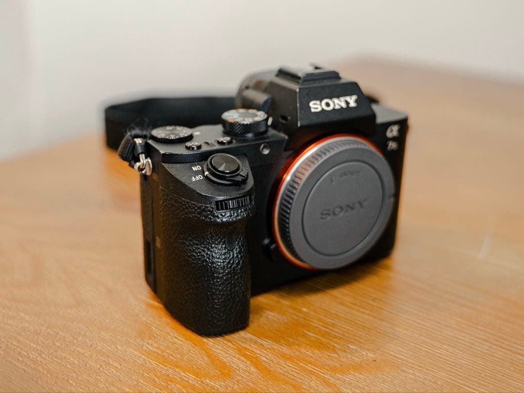 SONY α7 II ミラーレス一眼 レンズキット / バッテリー2個付き