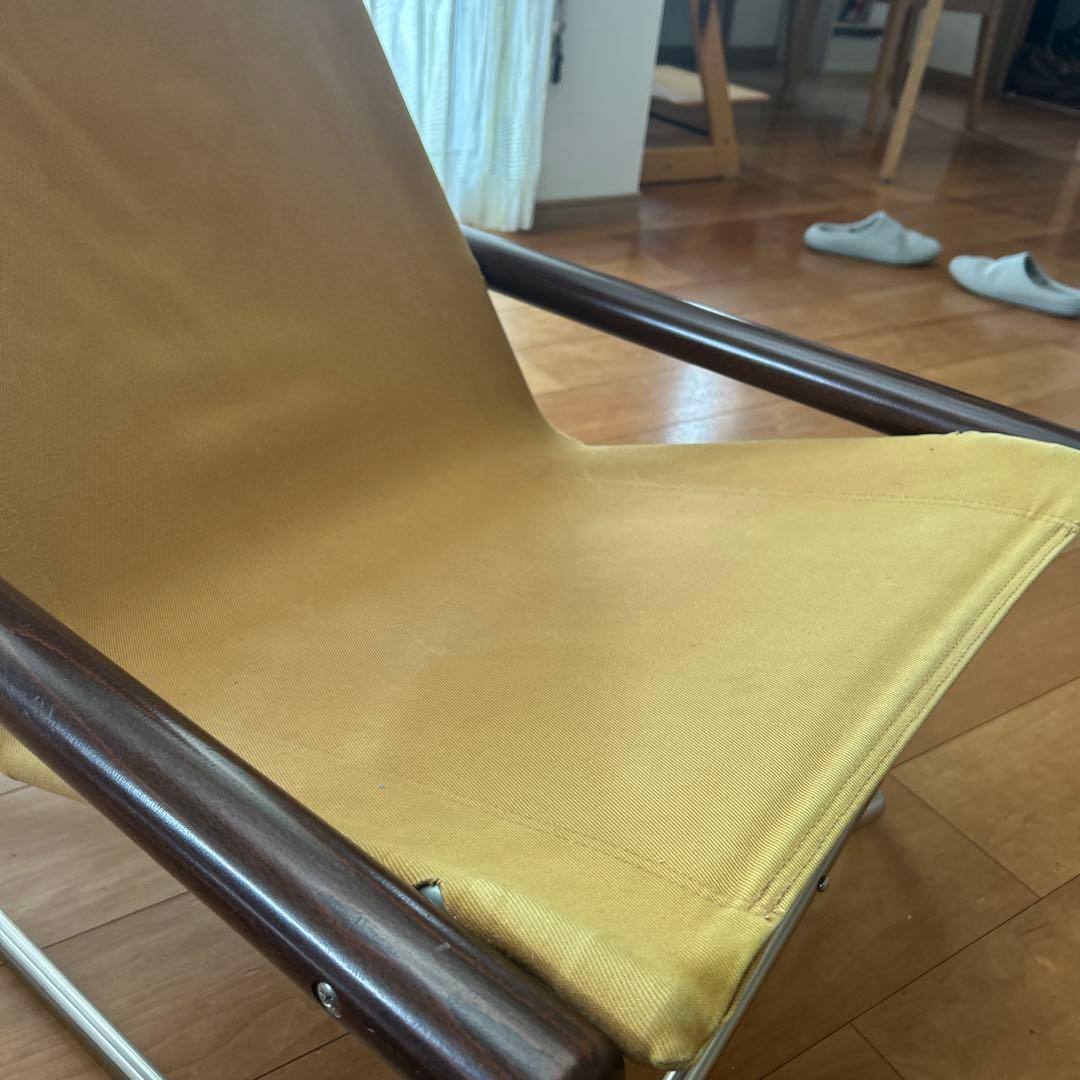 折りたたみ　ニーチェアX チェア 木製アームレスト付き