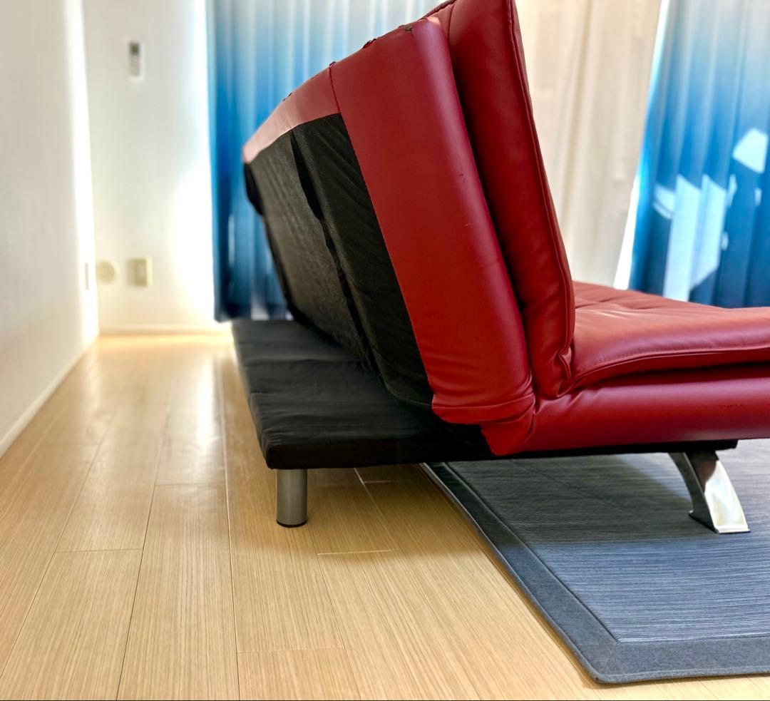 ニトリ赤い合成皮革ソファ 、ソファベッドリクライニング機能付き