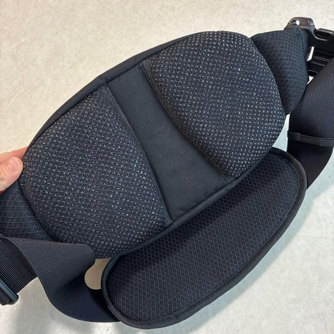 さやか様　Hugoo ヒップシート ブラック