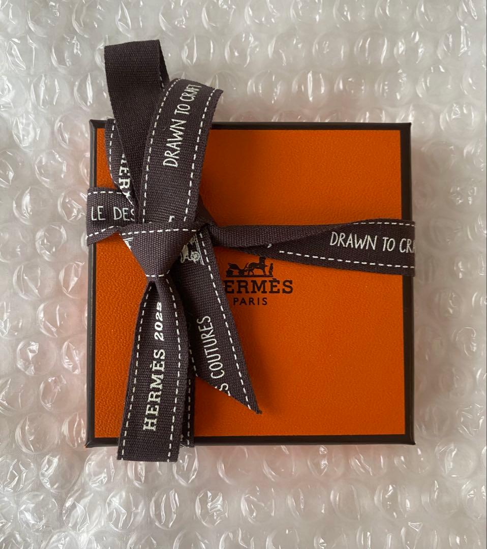 エルメス　HERMES ブローチ　シェーヌダンクル　バッジ　クレ　ゴールド　新品