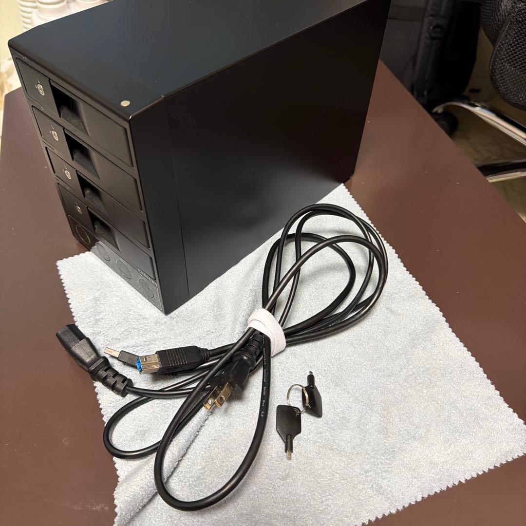 USB 3.0 4スロット HDDケース