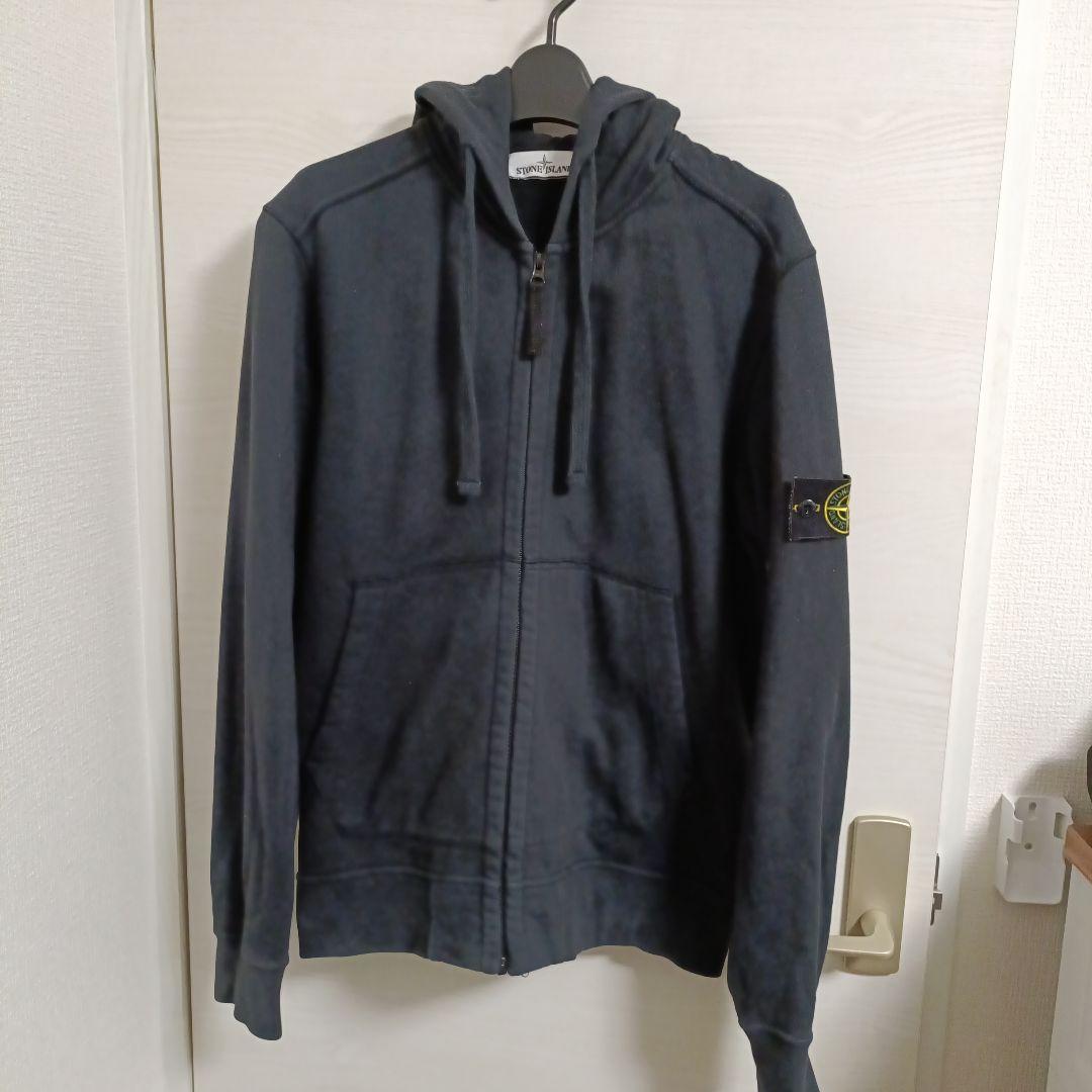 Mサイズ　ストーンアイランド ブラック パーカー