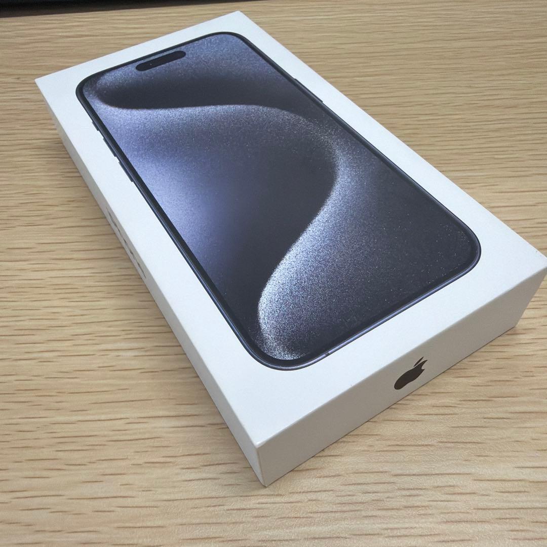 美品iPhone 15pro 256GB バッテリー残89%