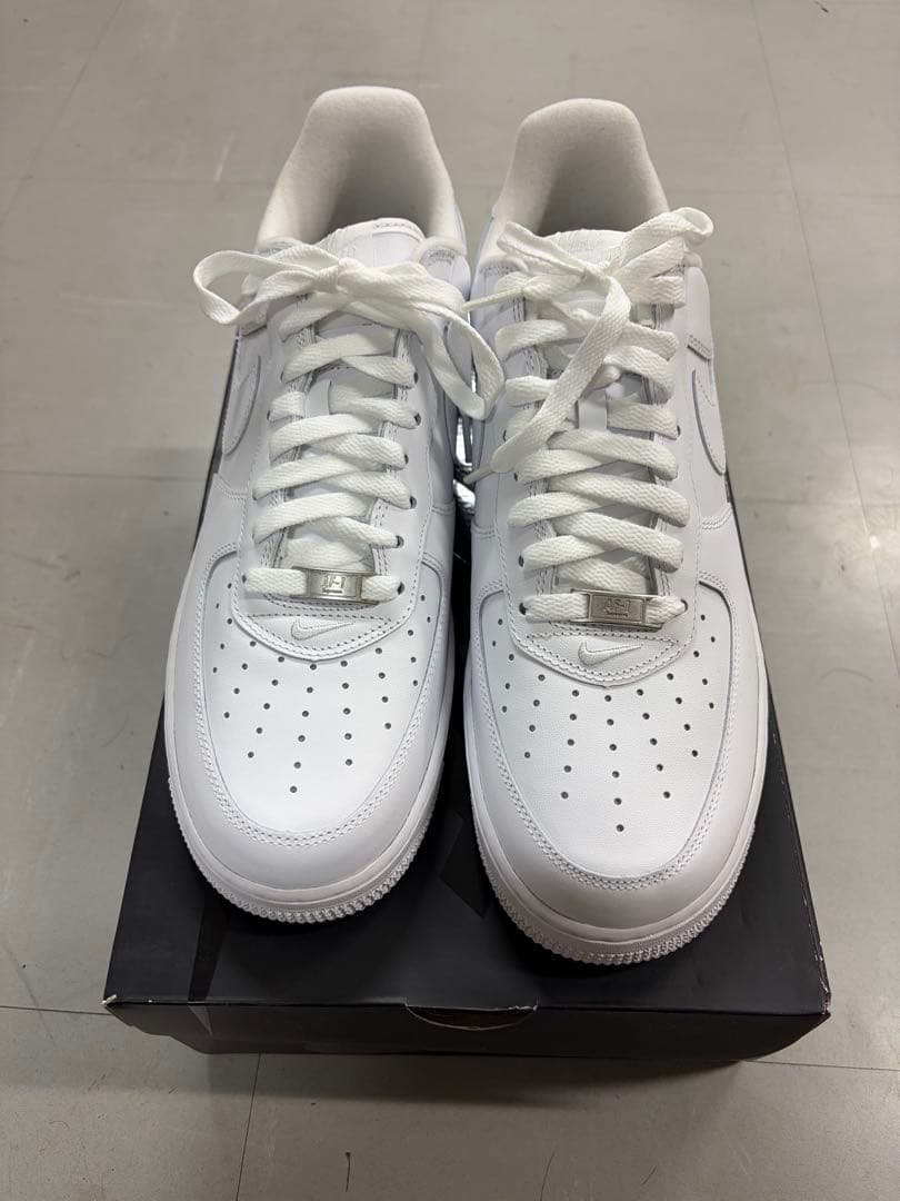 Nike Air Force 1 Supreme ホワイト