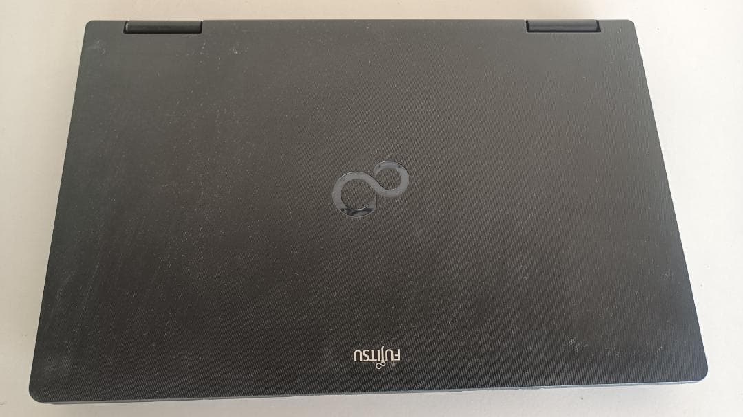 ノートパソコンFUJITSU Core i5 SSD office 大画面