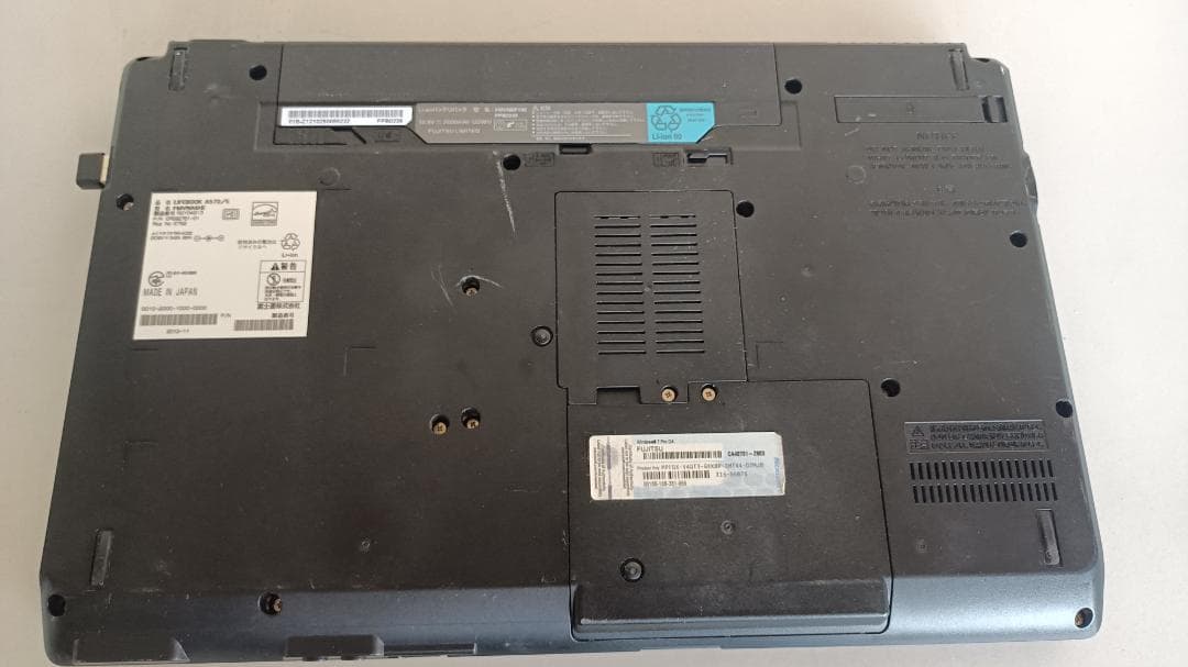 ノートパソコンFUJITSU Core i5 SSD office 大画面