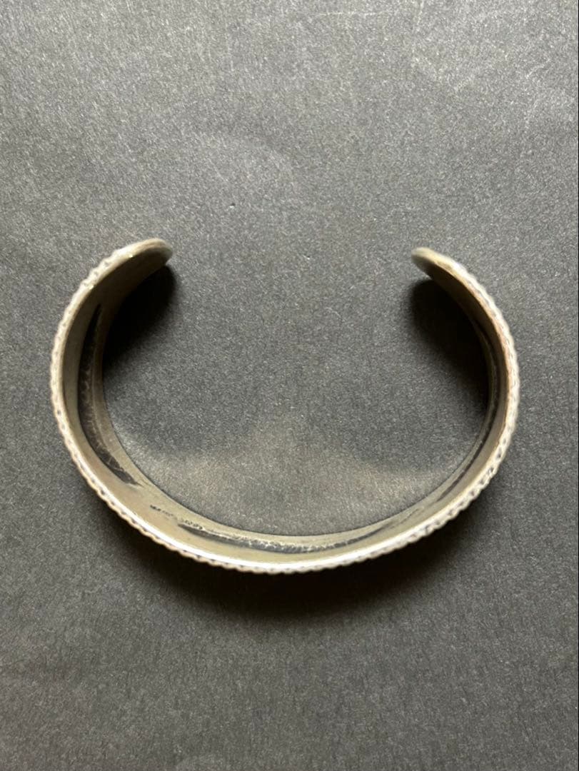 ナバホ最高峰　perry shorty シルバー　バングル