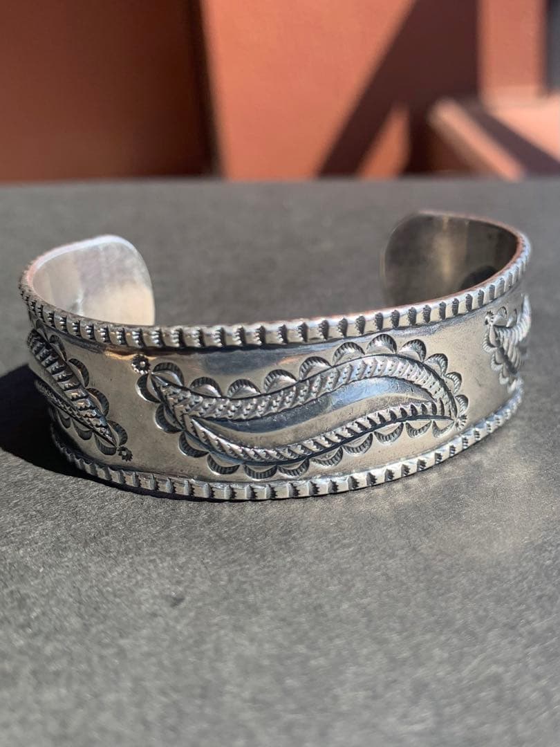 ナバホ最高峰　perry shorty シルバー　バングル