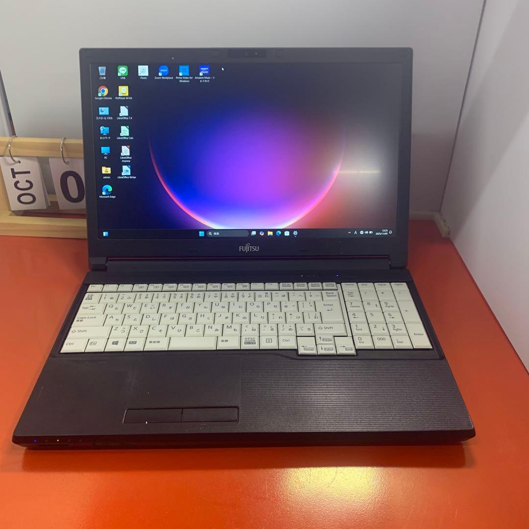 ノートパソコン Windows11オフィス付き　爆速SSD搭載 Core i5