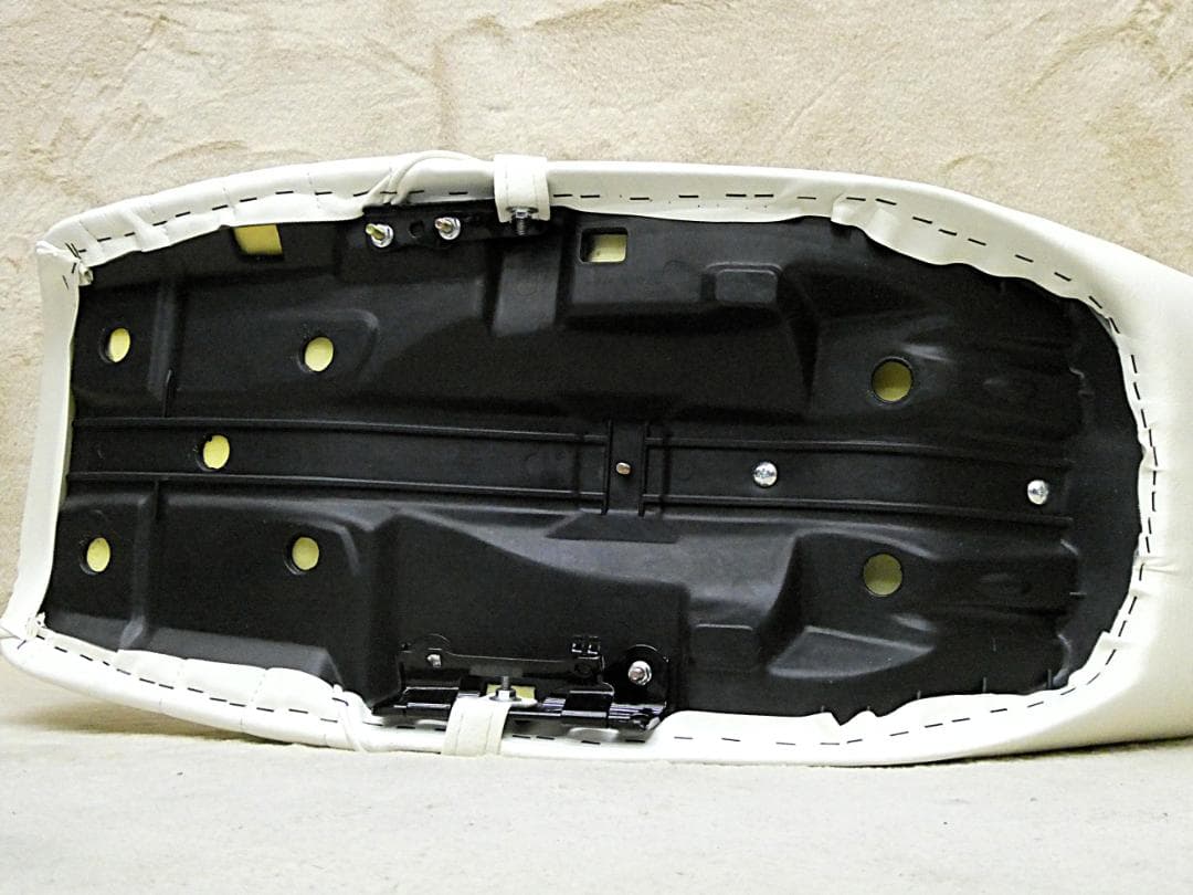 CBX400F 白皮40cm 三段シート/補強入り ホワイトCBX550F