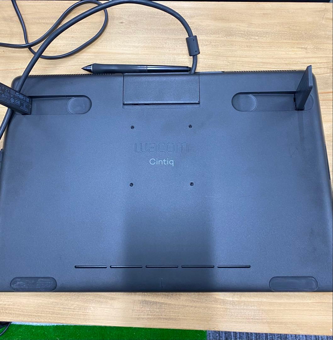 Wacom Cintiq 16 ワコム液晶ペンタブレット