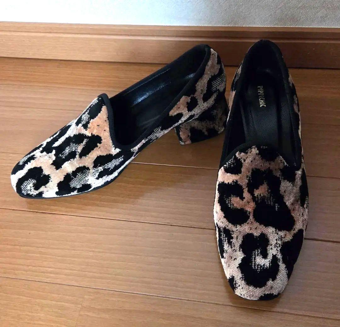 PIPPICHIC　25cm　サイズ38 レオパード スリッポン パンプス