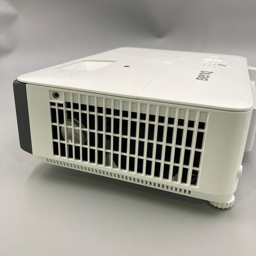 ★BenQ 4K DLP TK700 ゲーミングプロジェクター