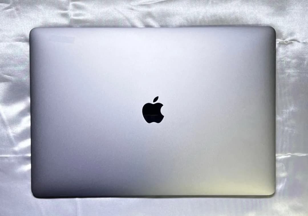 上位モデル♪〜MacBook Pro15-inch WinもOfficeも使える