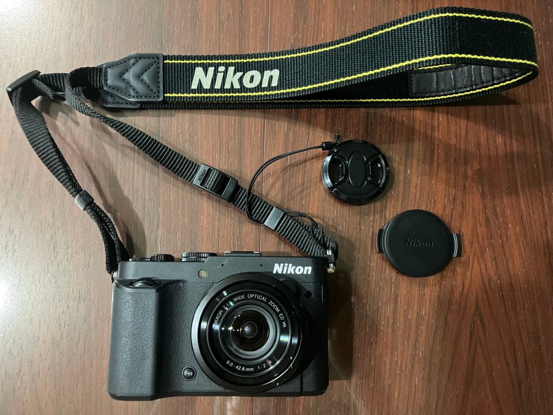 Nikon COOLPIX P7700 コンパクトデジタルカメラ