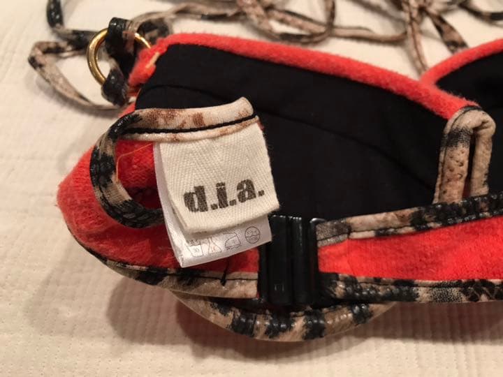 d.i.a. 見せブラ ブラトップ