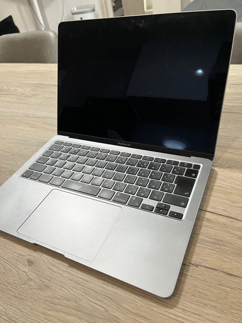 【おさかなチンパンジー】MacBookAirシルバー M1 2020 本体