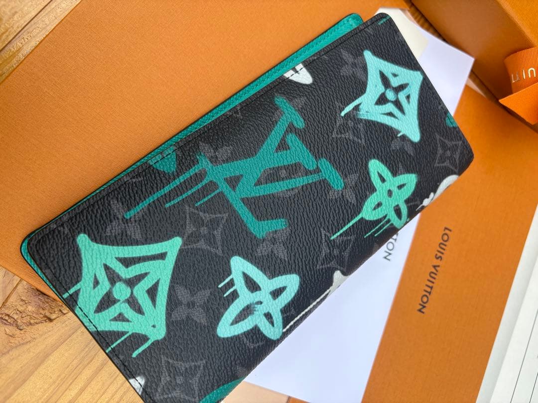 ルイ・ヴィトン ポルトフォイユ・ブラザ　長財布　中古