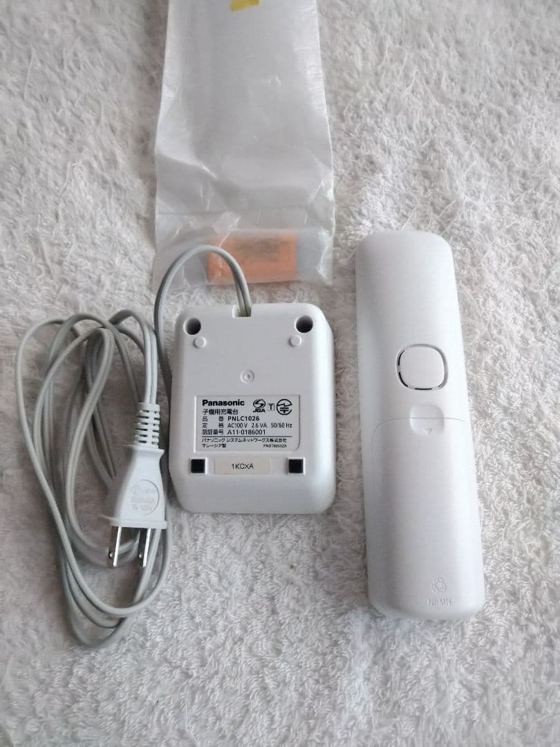 パナソニック 電話機子機 KX-FKD401-W 取説付