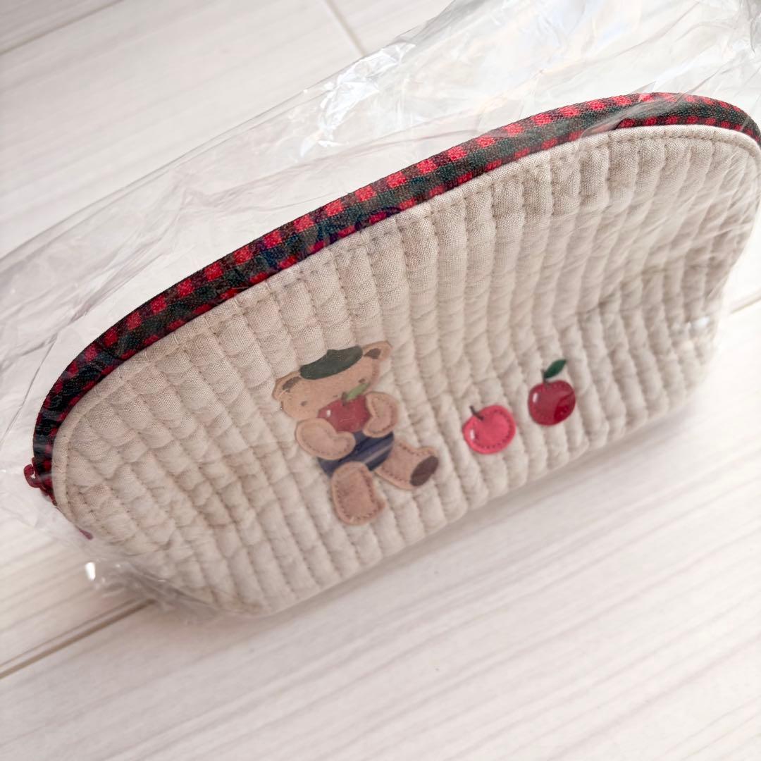 ファミリアポーチ　ファミリアピオヌンナルコラボpionunmal