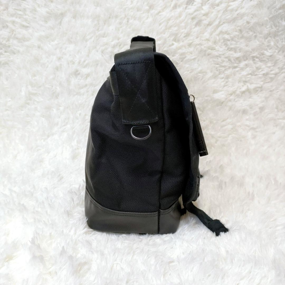 PORTER HEAT ショルダーバッグ マグライト点灯 メッセンジャーバッグ