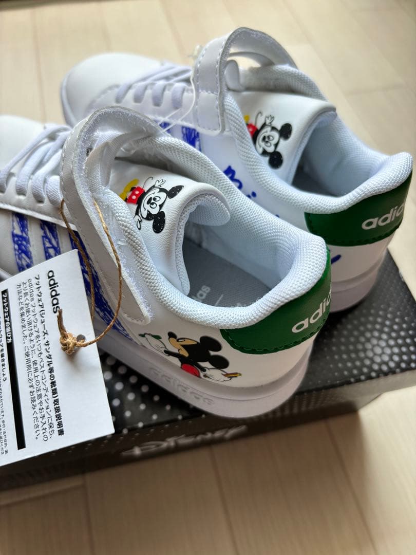 adidasアディダス 2足セット GZ3318ミニー/GZ3319 ミッキー