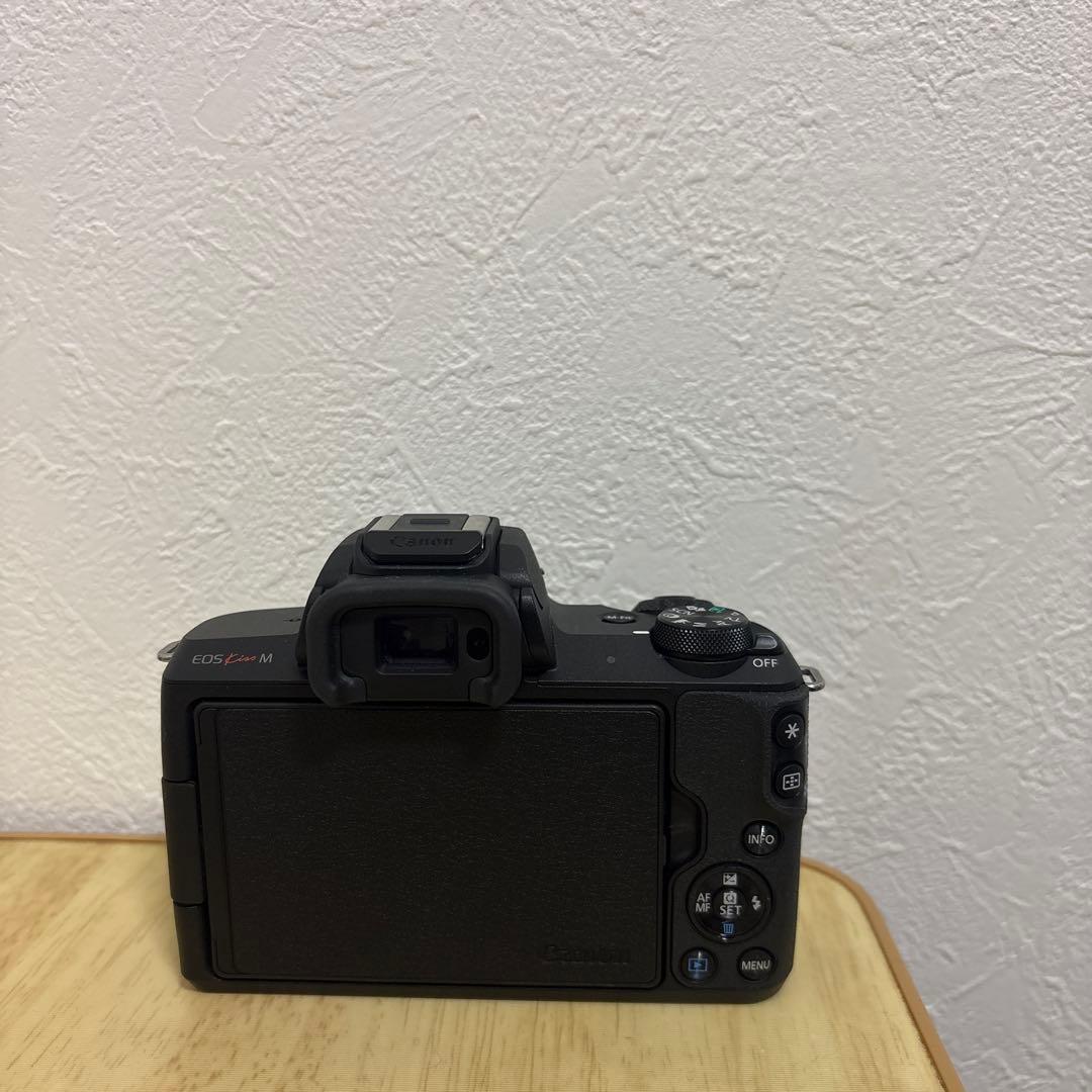 Canon EOS M ミラーレスカメラ