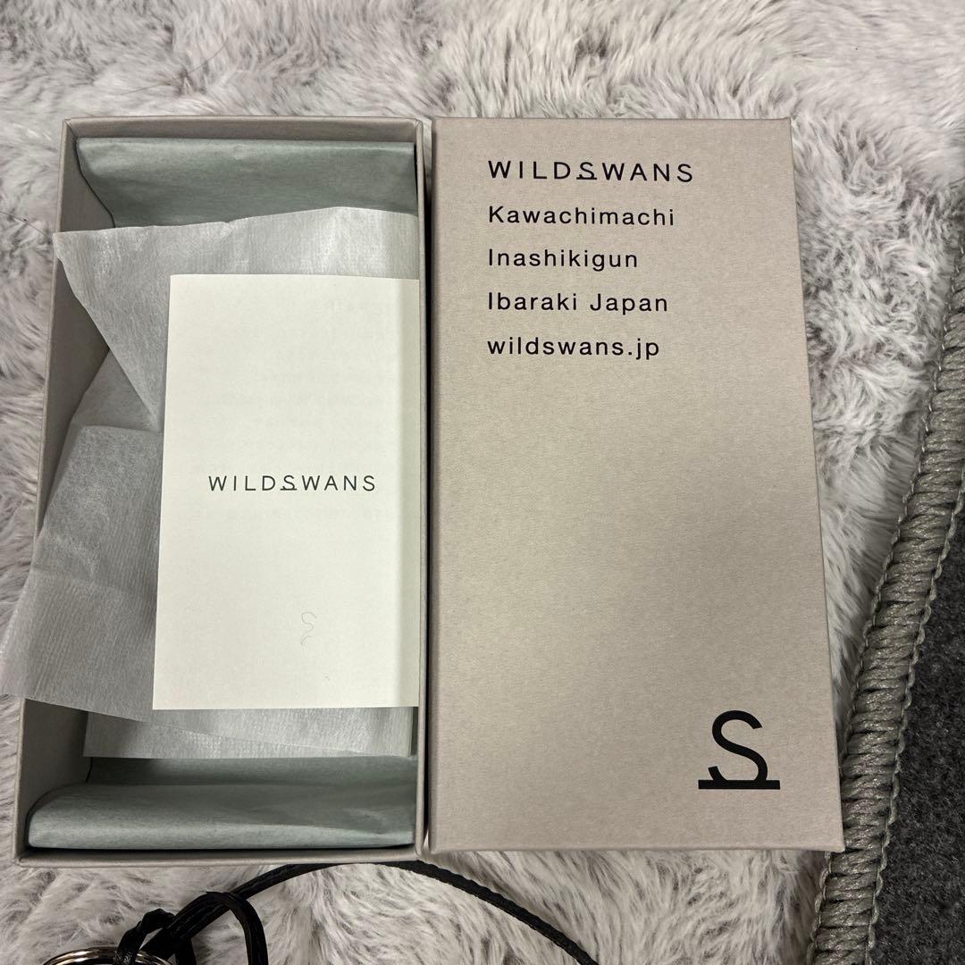 サ*人様 ワイルドスワンズ タング アイレットサドル ブラック レガーレ