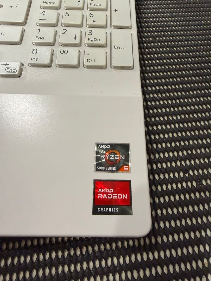 Y*8様 ホワイトノートPC AMD Ryzen 5 5000