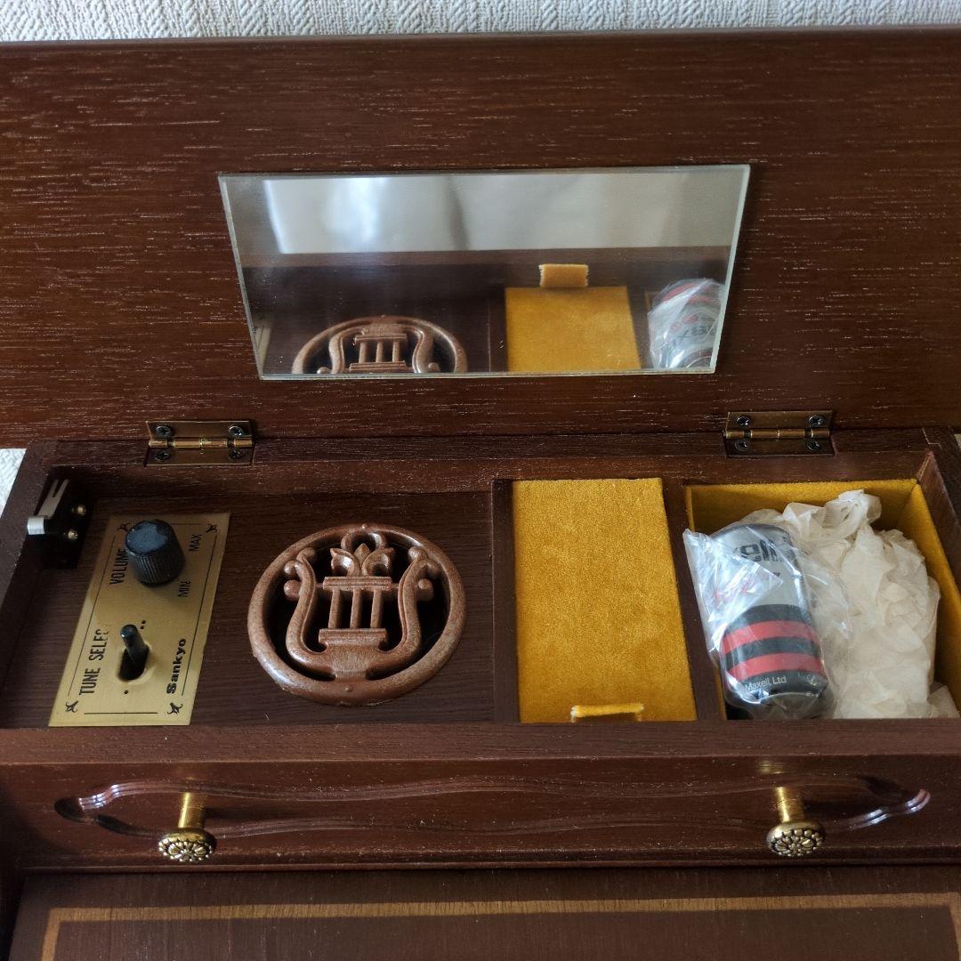 【新品】ELEMICA 薔薇　家具調ジュエリー宝石箱　オルゴール　アンティーク