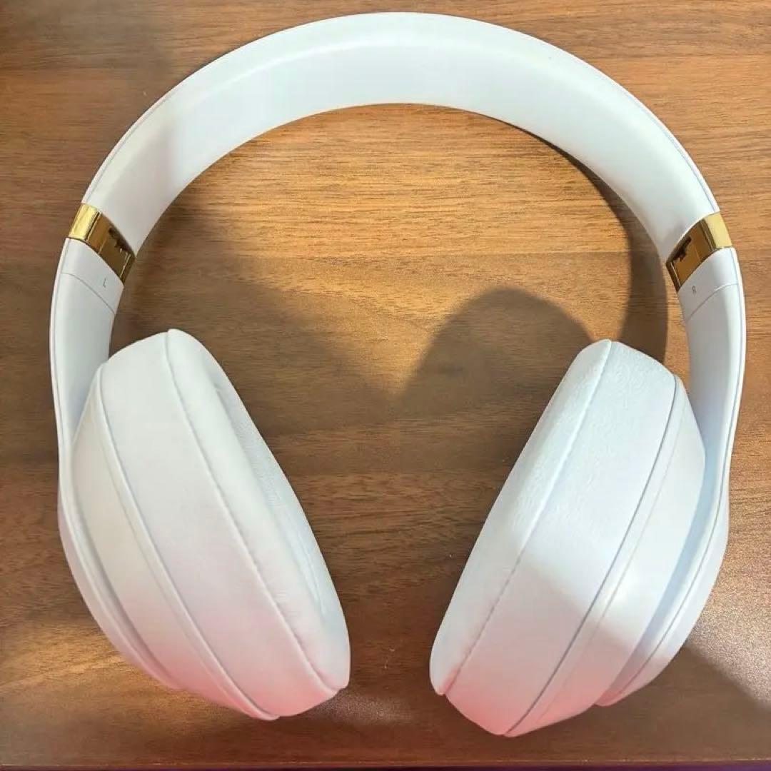 Beats ワイヤレスヘッドホン ホワイト