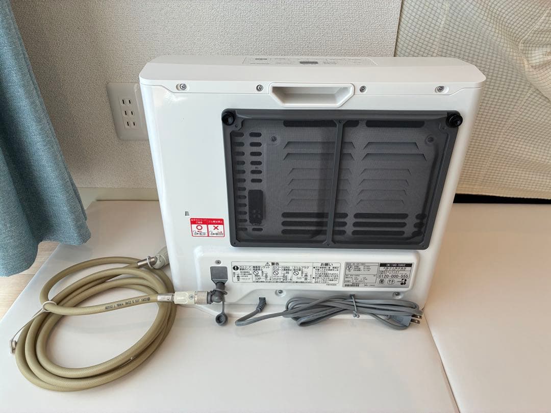 大阪ガス　ファンヒーター　ヒーター　ガスファンヒーター　白
