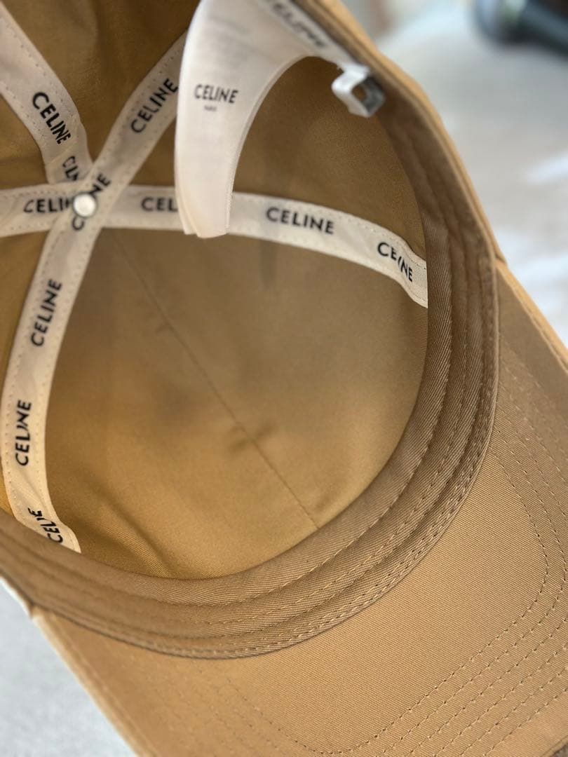 セリーヌ　トリオンフベースボールキャップ　ベージュ