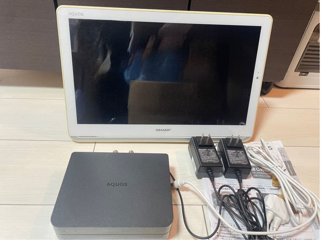 シャープ　アクオス　テレビ 16インチ 2TC16AP 2019年　チューナー