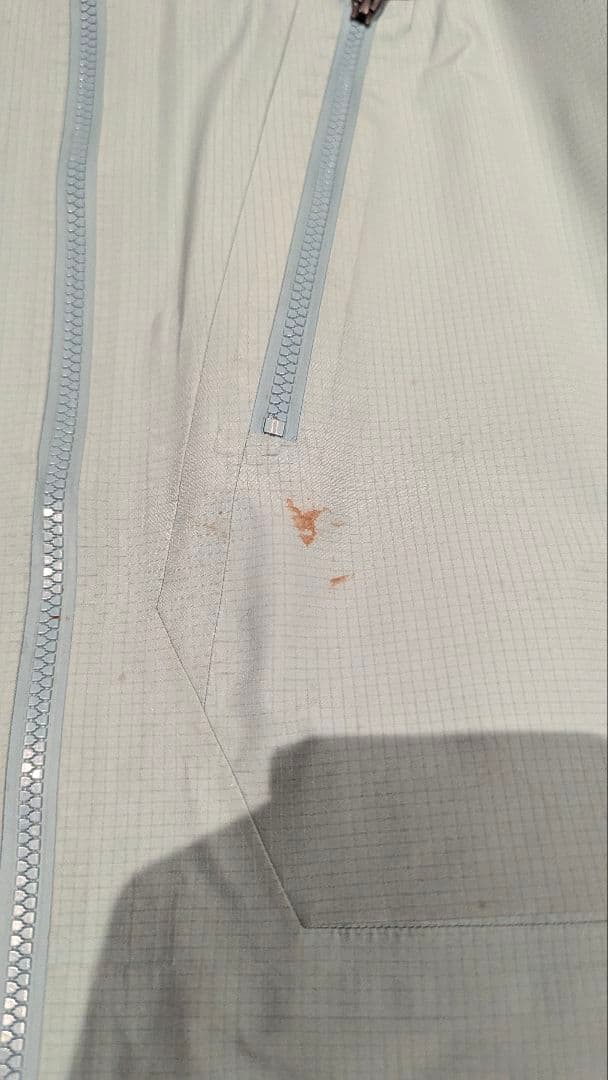 スノーボードウェア 上下セット　 BURTON ak ジャケットL パンツM