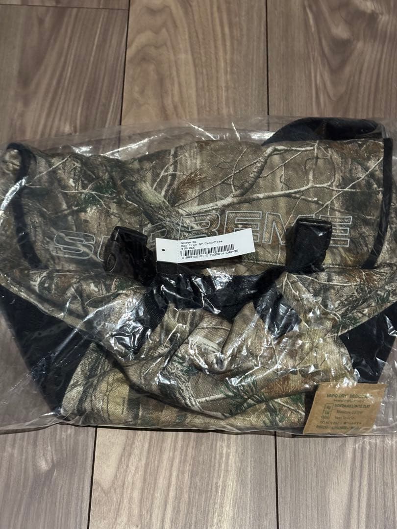 バッグ Supreme Denim Messenger Bag Realtree