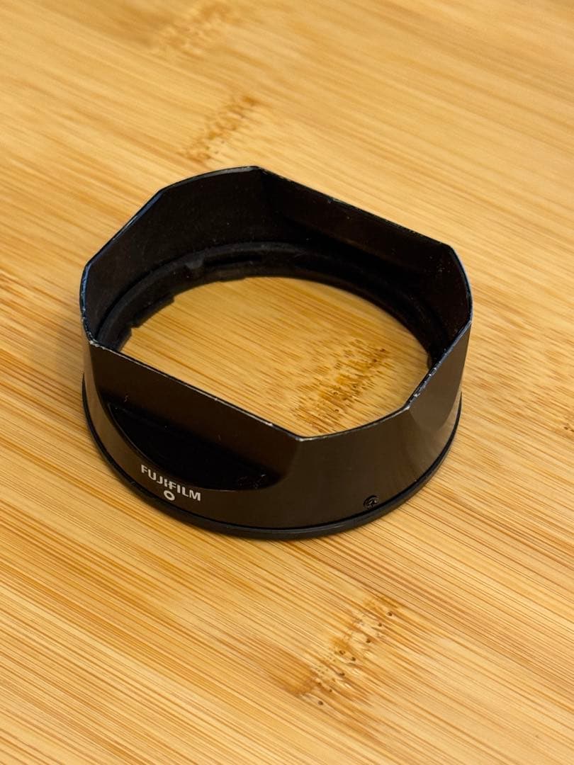 xf35mm f1.4 fujifilm カメラレンズ 【レンズフード有り】