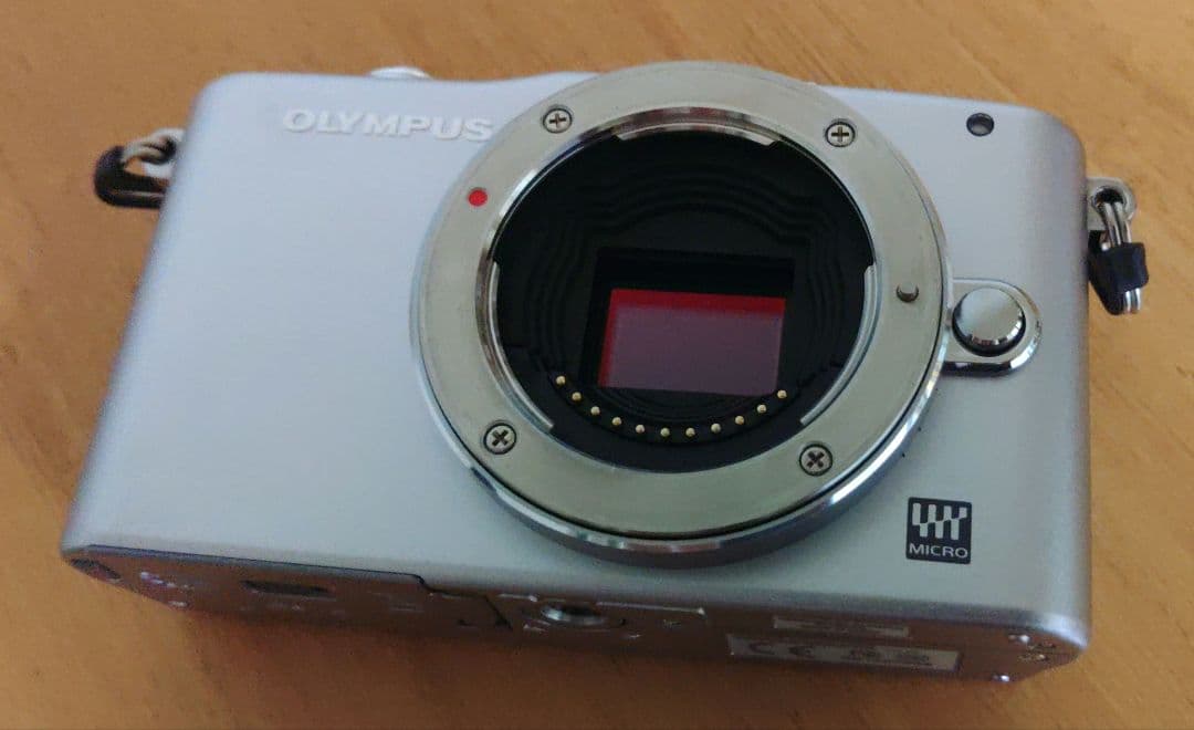 オリンパスE-PM1　シルバー