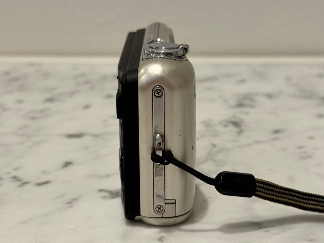 Nikon COOLPIX L30 電池式デジタルカメラ