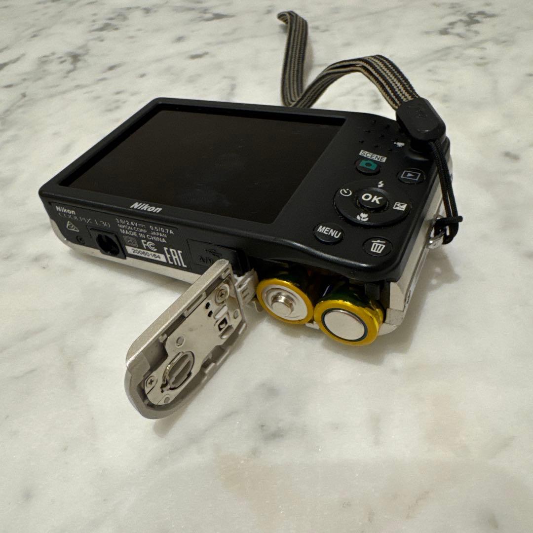 Nikon COOLPIX L30 電池式デジタルカメラ