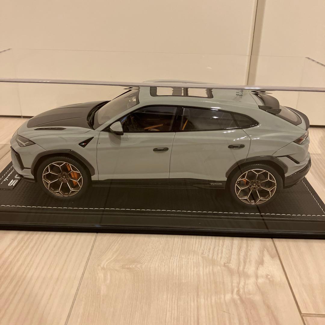 モデ☆Lamborghini Urus Performante 1/18