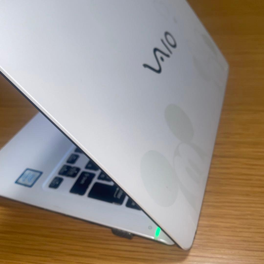 Core i5/8GB VAIO⭐希少ホワイト＆ディズニー✨小型VJS111‼️