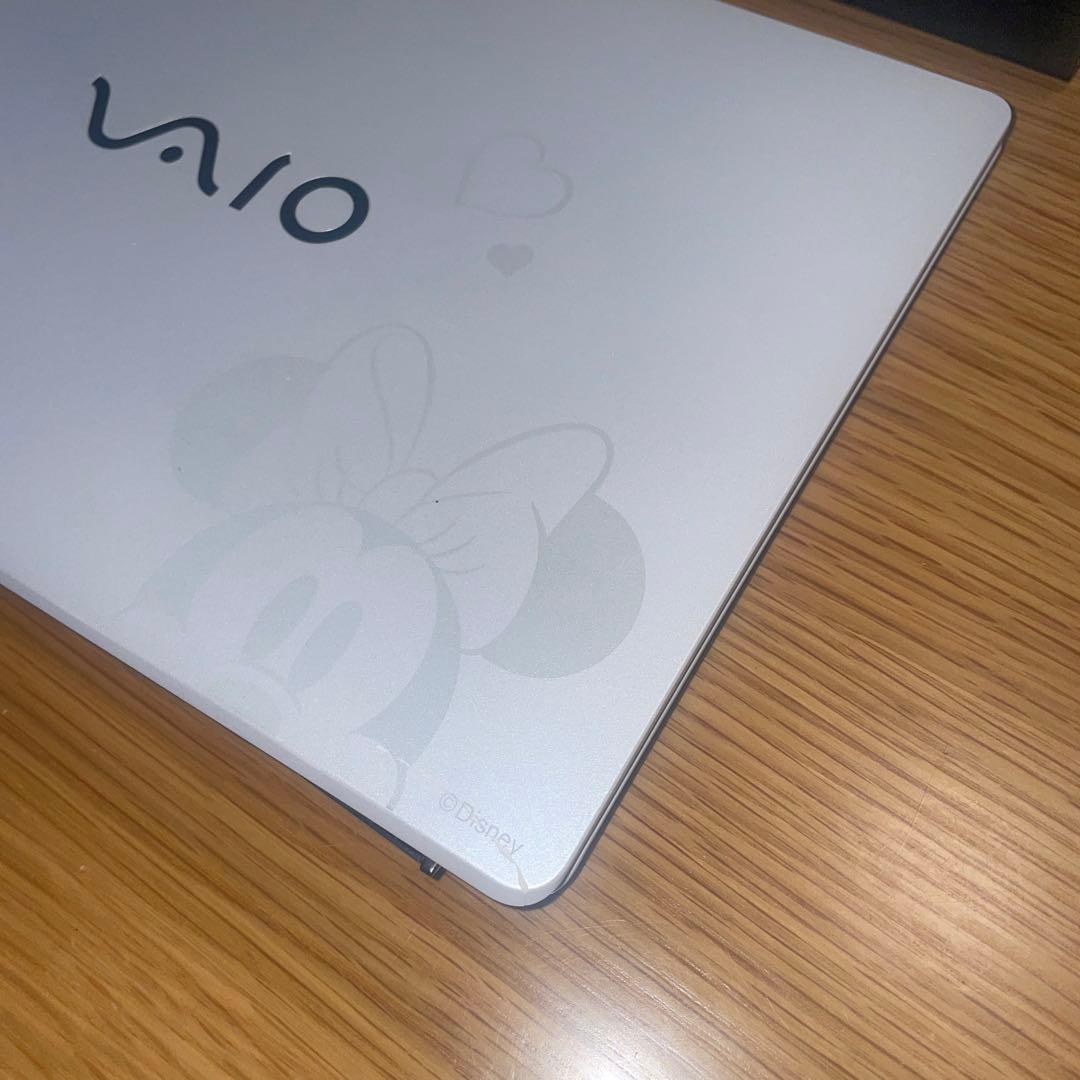 Core i5/8GB VAIO⭐希少ホワイト＆ディズニー✨小型VJS111‼️