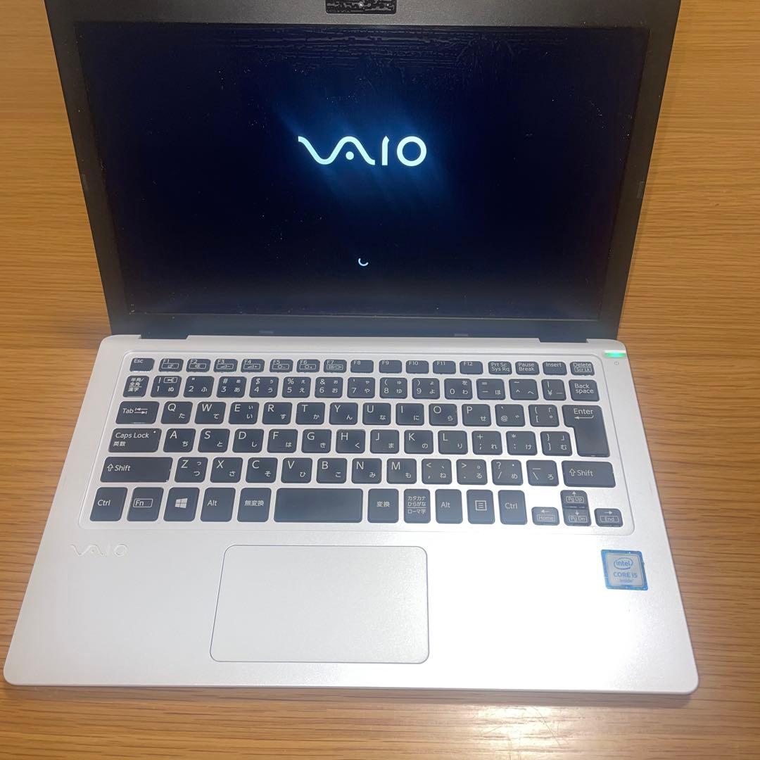 Core i5/8GB VAIO⭐希少ホワイト＆ディズニー✨小型VJS111‼️