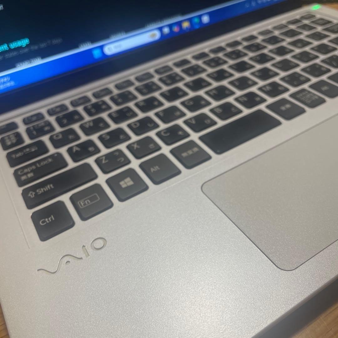 Core i5/8GB VAIO⭐希少ホワイト＆ディズニー✨小型VJS111‼️