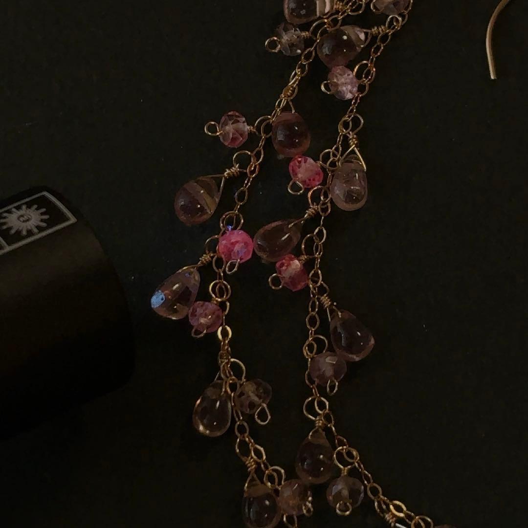 C17 シャンパンクォーツ宝石キューブピアス