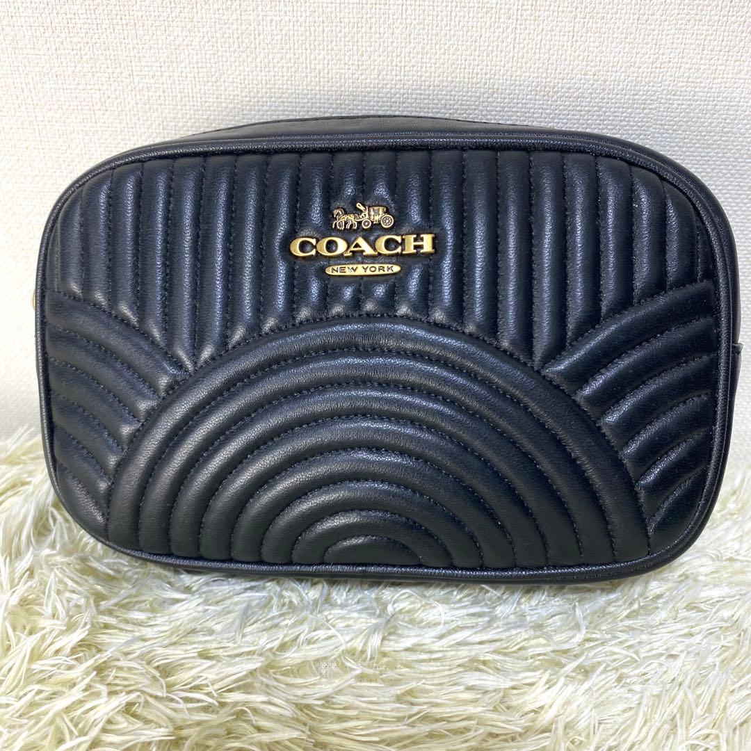 美品✨ コーチ COACH ボディバッグ ウィズ デコ キルティング クラッチ